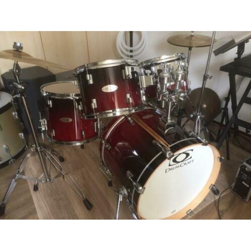 Super Drumstel incl hardware en Cymbals