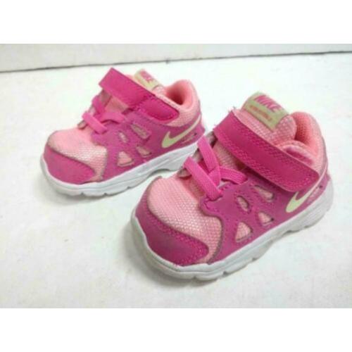 Nike revolution 2 kinderschoenen maat 19,5 (10cm)