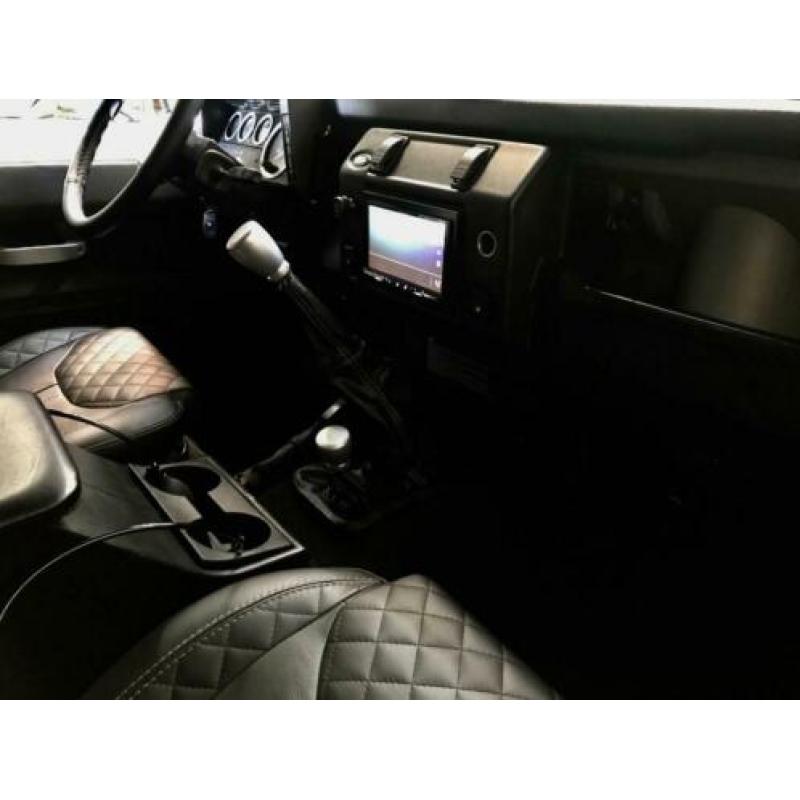 Land Rover Defender 90 | 6 Persoons | Kuipstoelen |