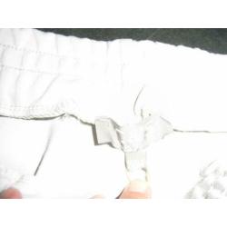 licht grijze rok/skirt C&S mt S/M of 36/38 zwarte bies opzij