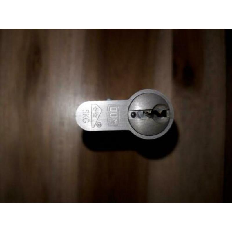 Cilindersloten SKG2 SKG** 5x 30-30, 1x 40-10, 1x 35-45