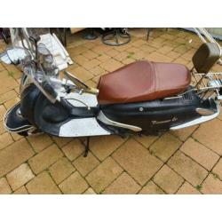 Scooter met windscherm