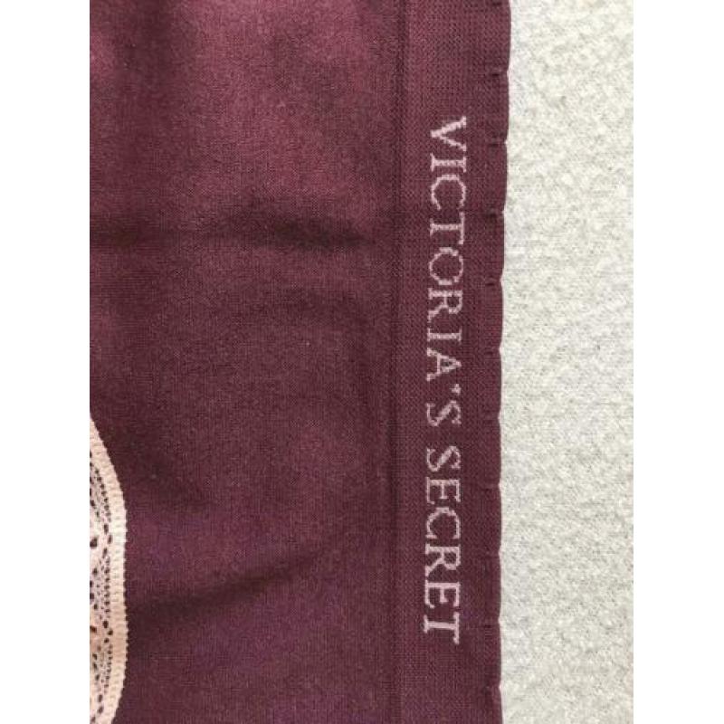 Victoria’s secret onderbroek helemaal nieuw maat s paars