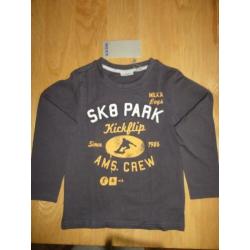 Nieuw jongen longsleeve rood v hals maat 110/116 mexx