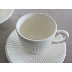 Wedgwood Edmee koffie kopje en een mokka kopje beide in nieu