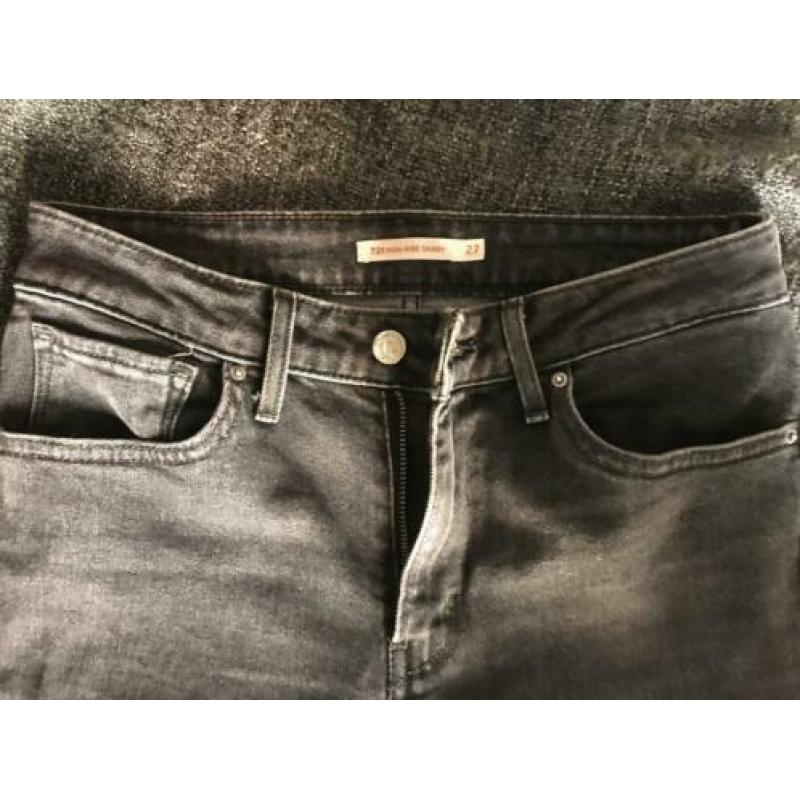 Levi’s 721 skinny jeans