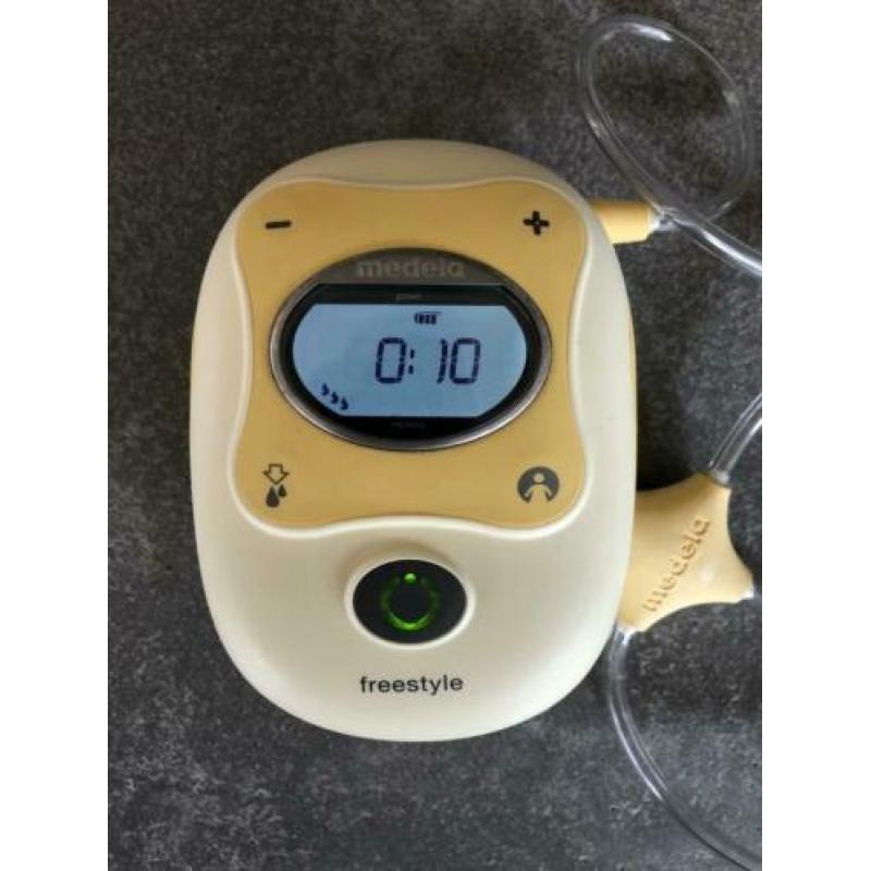 Medela freestyle dubbele Borstkolf (ook enkel te gebruiken)
