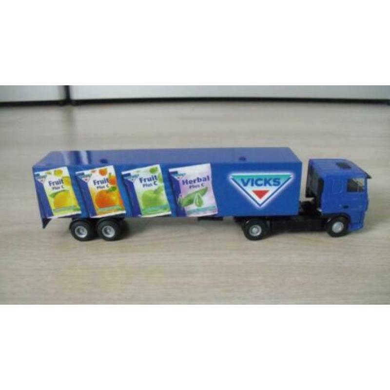 Te koop mooie lion toys daf 95 xf vicks schaal 1:50