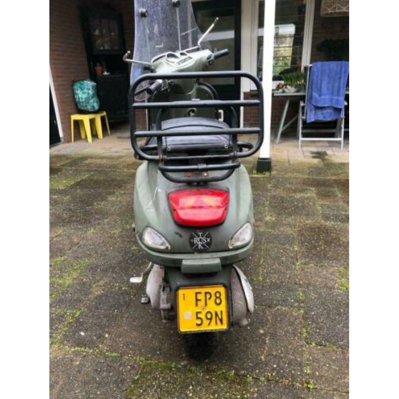 Vespa s 50