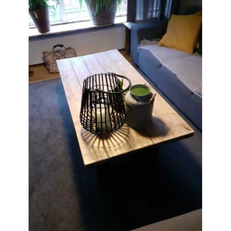 Steiger houten salontafel.