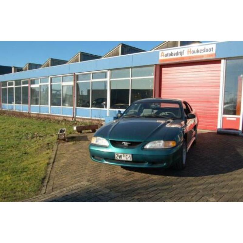 Ford USA Mustang 3.8 Coupé