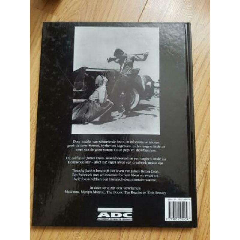 Mooi boek over James Dean met prachtige foto's
