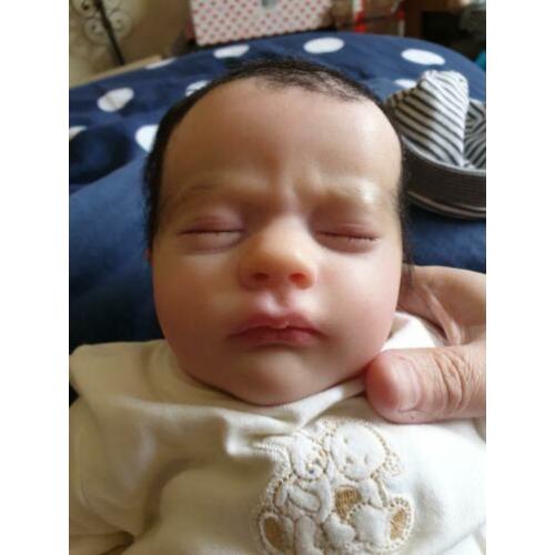 Reborn Ashley asleep.. zo goed als nieuw en levens echt