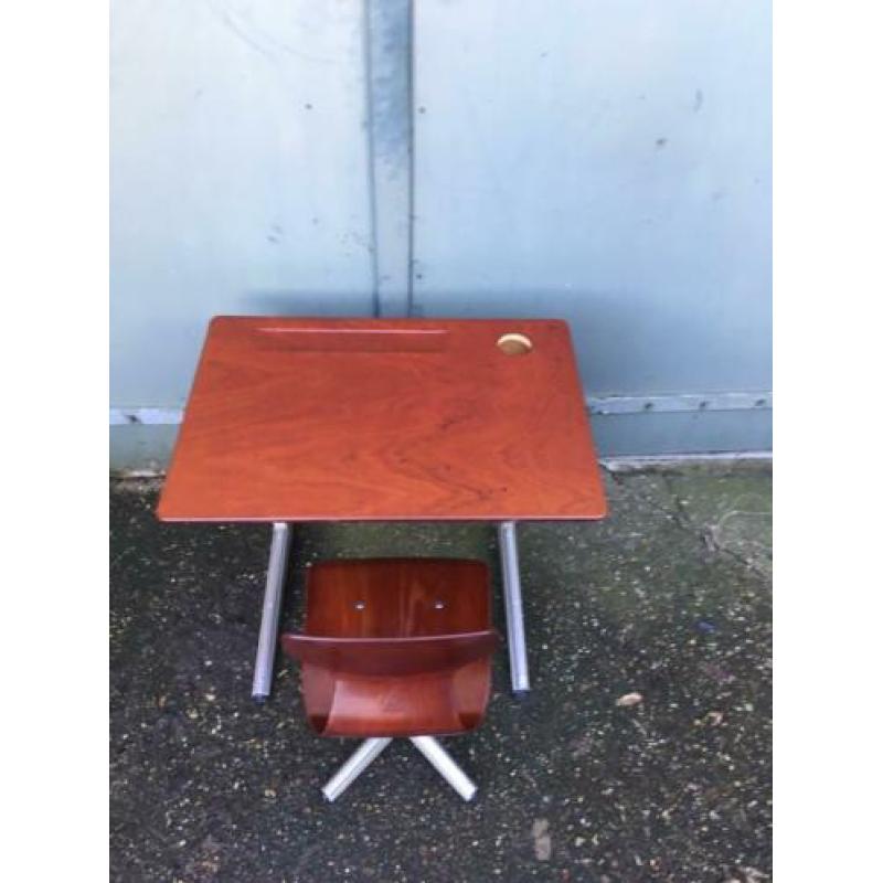 Pagholz kinderschooltafel en kinderstoelen | Design