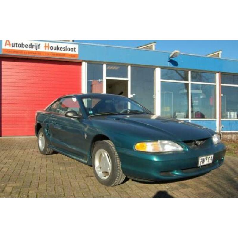Ford USA Mustang 3.8 Coupé