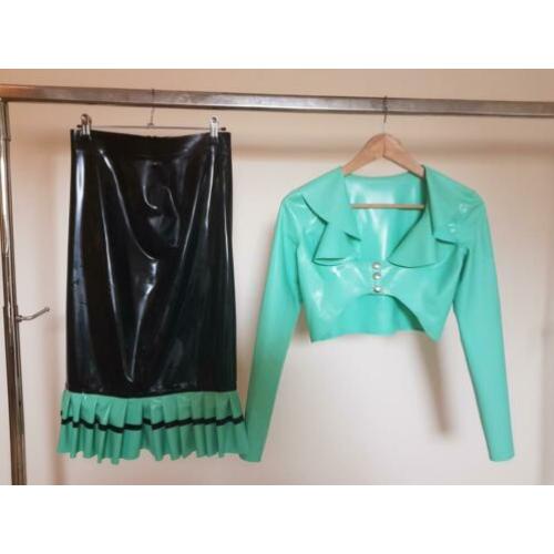 Latex rok met beloro maat s