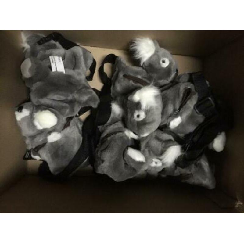Kermis Spullen Geweren Knuffels Rommelmarkt
