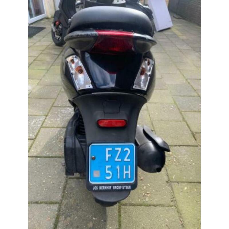 Piaggio zip 4takt snor