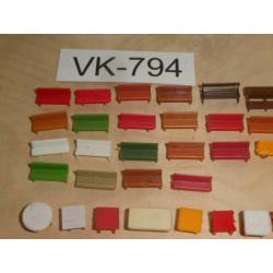 VK-794 H0 Scenery Kavel bankjes,Tafels en stoeltjes