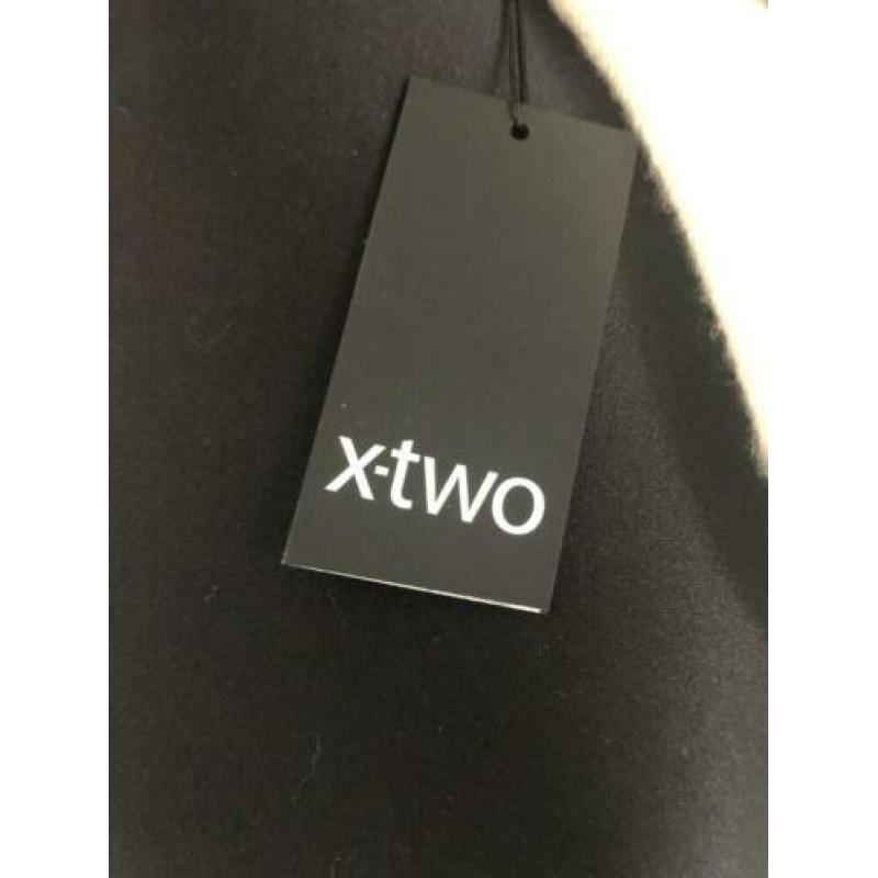 X Two vest maat 52 nieuw