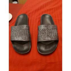 MOSCHINO slippers!!!