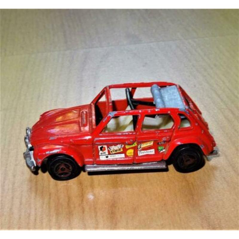 Citroën 2CV eend, Majorette. Schaal 1:60.