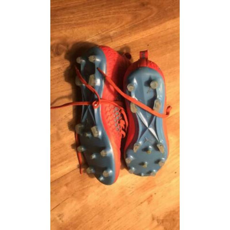 PUMA NET-fit voetbalschoenen, maat 40