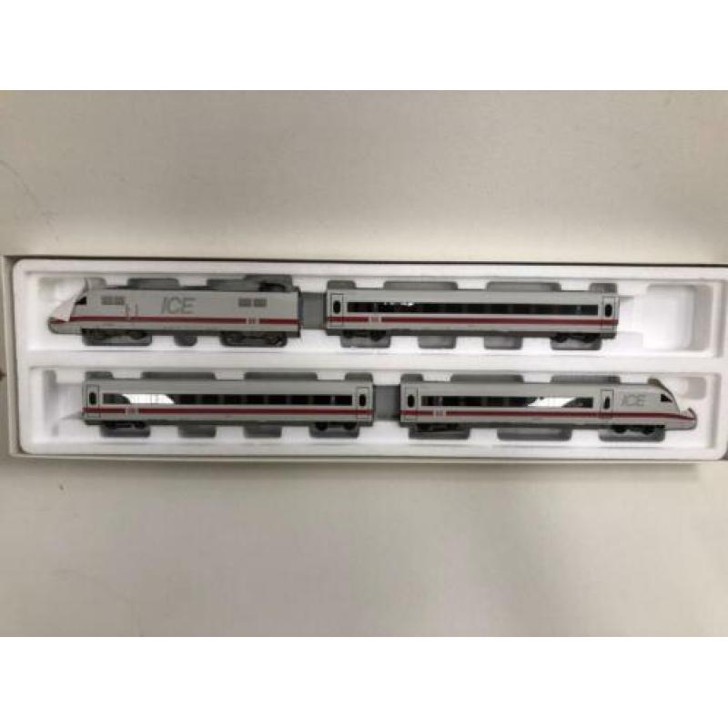 Marklin 33712 - ICE-2 - BR402 - NIEUW