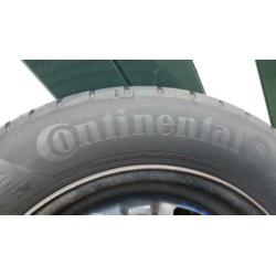 4 stalen velgen + Continental zomerbanden