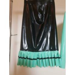 Latex rok met beloro maat s