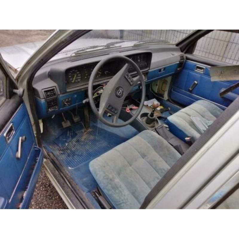 Opel Commodore 2.5 S 1980 Grijs