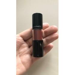 MAC lipstick rood 106, MAC Lipgloss ??Douglas merk make-up