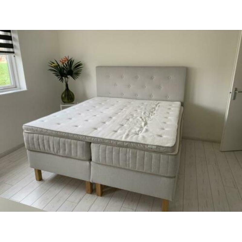 Luxe boxspring van Ikea