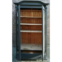 Grenen kast, Brocante, Antraciet