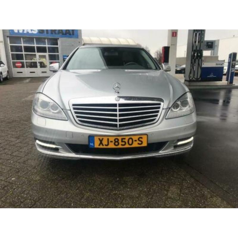 Mooie Mercedes S-Klasse 3.5 S400 Hybrid AUT 2009 Zilver