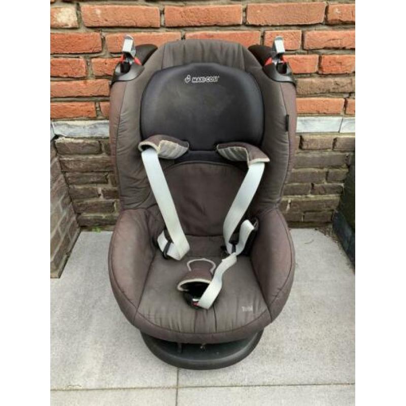 Maxi Cosi Tobi Crossed Lines