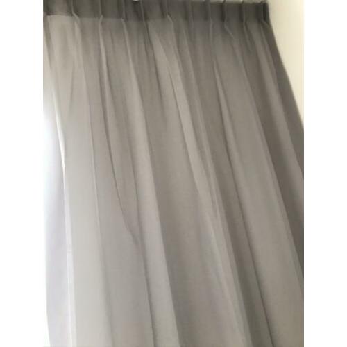 Mooie grijze voile vitrage - grijze gordijnen 460 cm breed