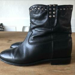 Super gave Isabel Marant Crisi boots
