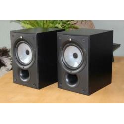 Kef Q15 Bookshelf Speakers Black-Ash