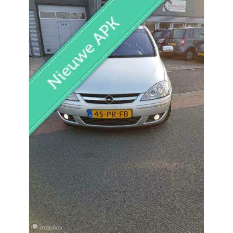 Opel Corsa 1.4-16V Sport