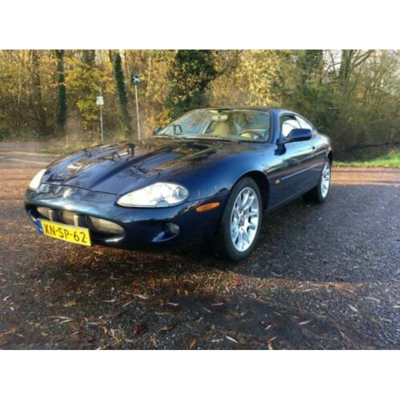 Jaguar XKR 4.0 V8 Coupé Supersnelle youngtimer, heerlijk!