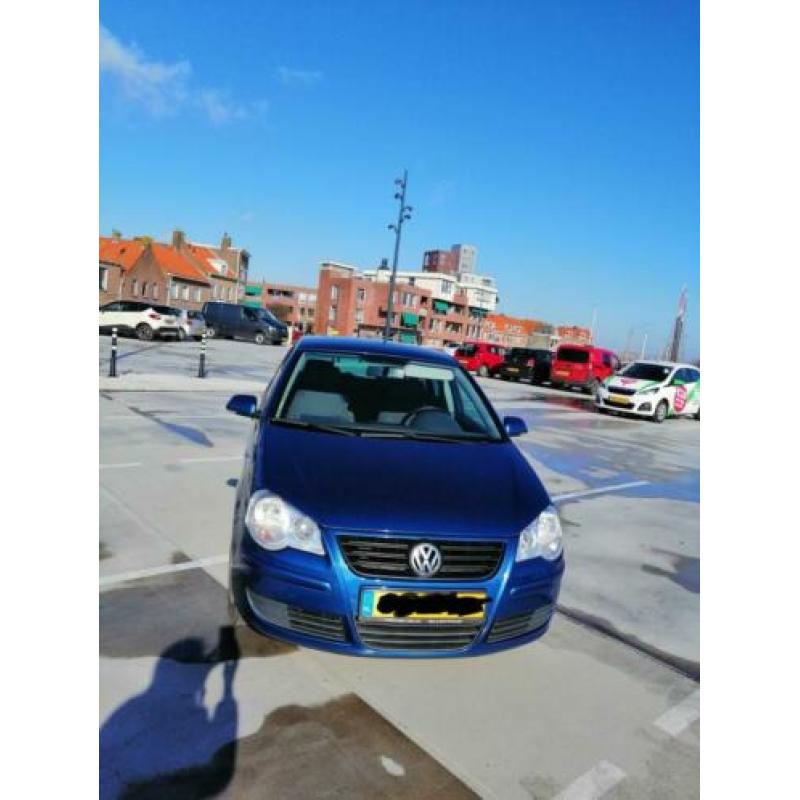 Volkswagen Polo 1.4 63KW FSI 2005 Blauw