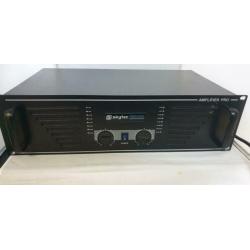 Skytec pro 1000 en skytec pro 2000 versterker beide izgst