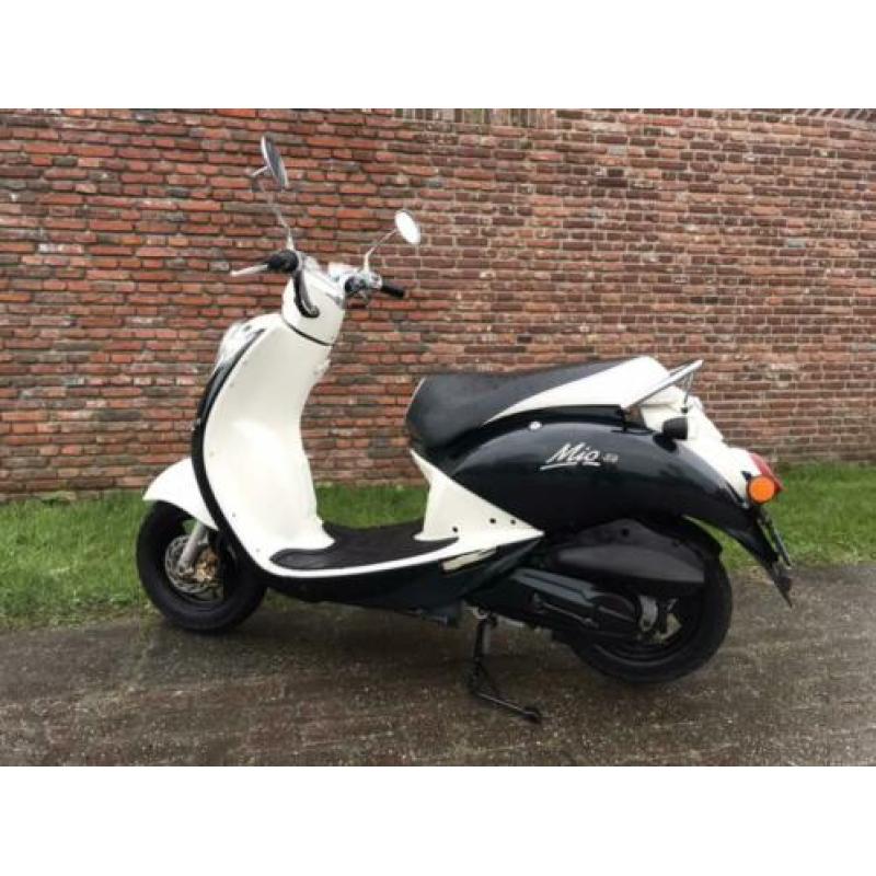Sym Mio 4 Takt Snorscooter In Nette Staat Met Kenteken!