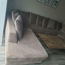 Lounge Bank