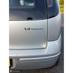 Opel Corsa 1.4-16V Sport