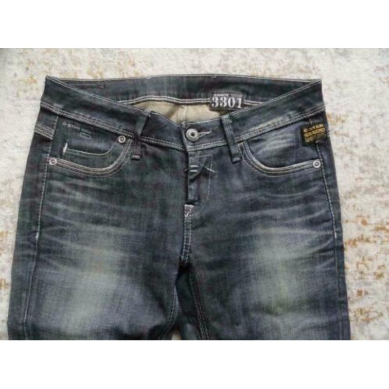 Zo goed als nieuwe G-star skinny spijkerbroek. Maat 27/32.