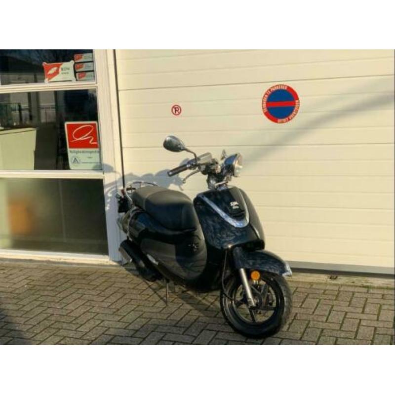Te koop Z.G.A.N Sym Allo 2017