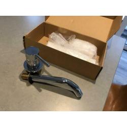 2 Wandmengkranen chroom