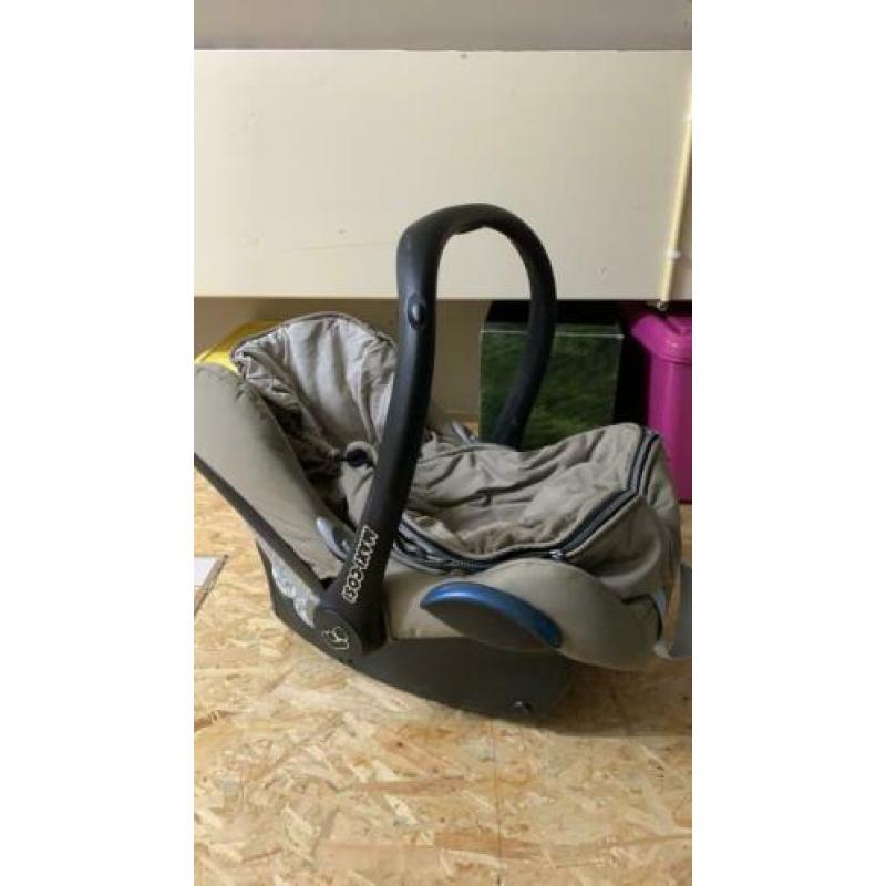 Maxi Cosi Cabriofix autostoeltje